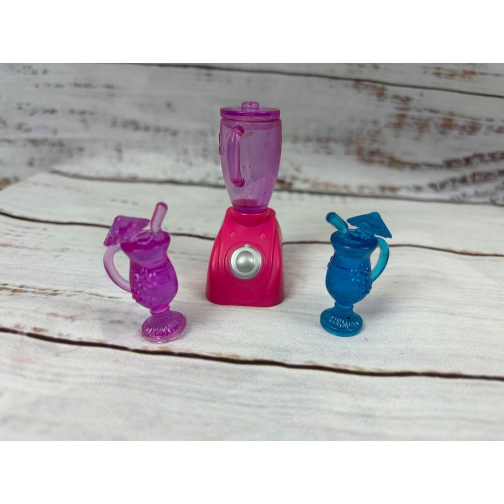 Mattel Barbie Pink Purple Blender and Tropical Smoothie Drinks 2009 Accessories